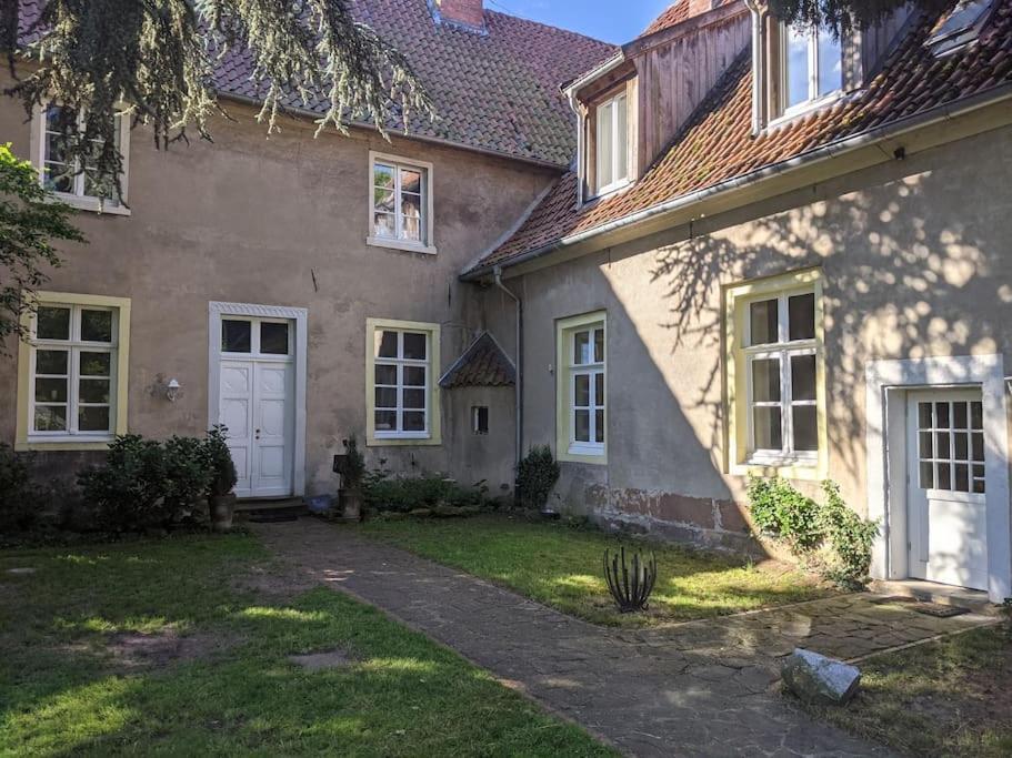 Haus Keppelborg: Zi Ferdinand Mit Rosengartenblick 히크 외부 사진