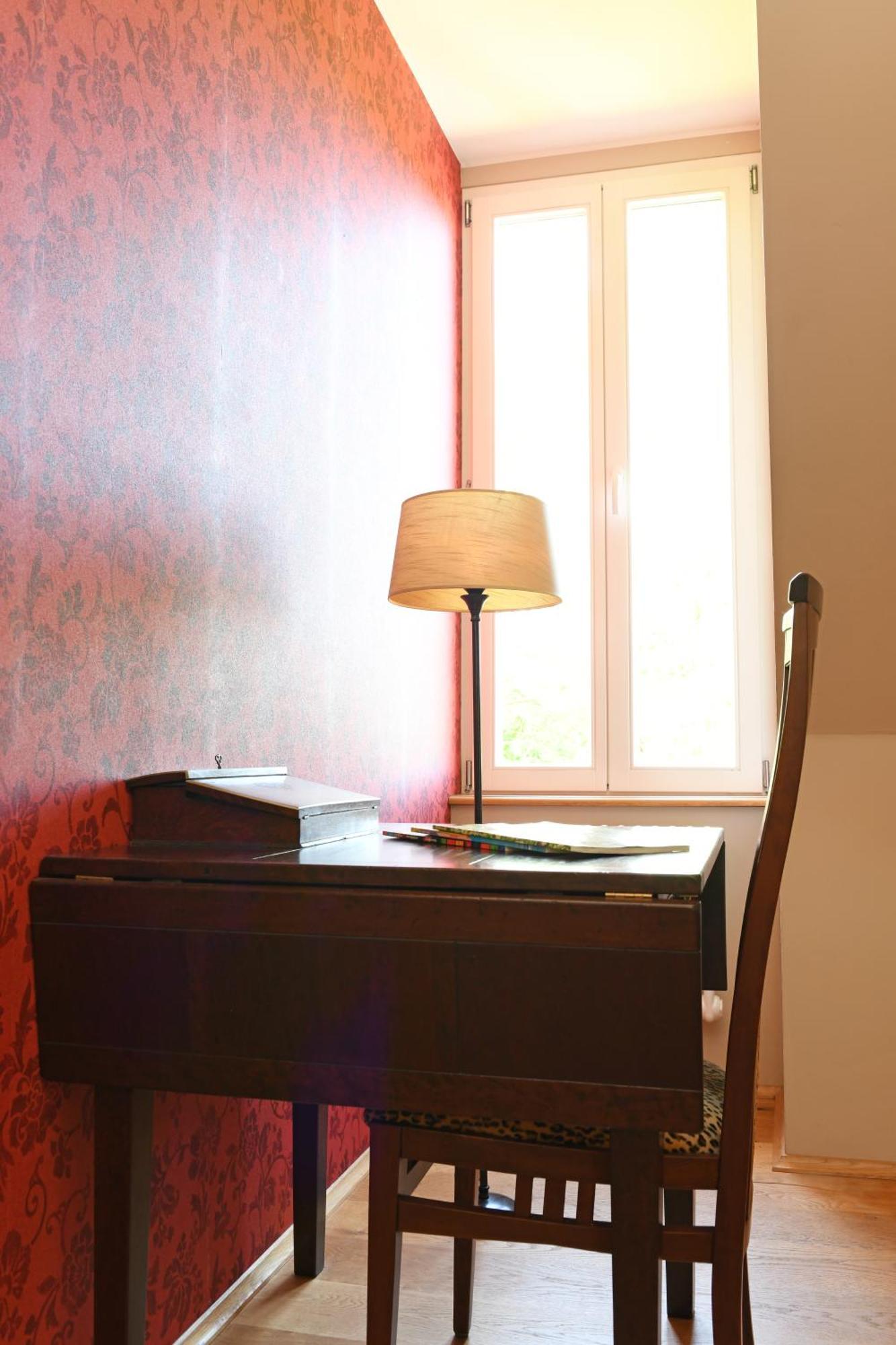 Haus Keppelborg: Zi Ferdinand Mit Rosengartenblick 히크 외부 사진
